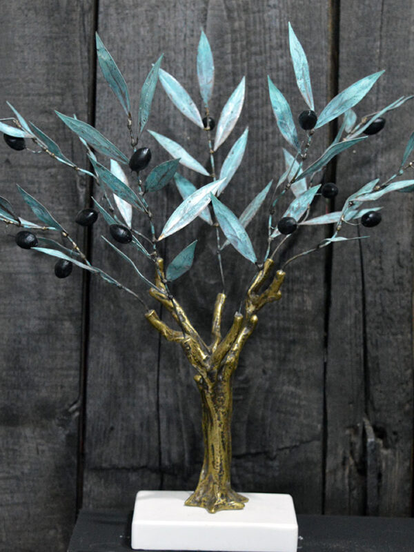 Handmade 3D olive tree with oxidation