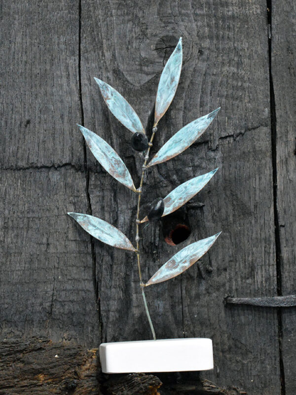 Handmade branch with ceramic olive & oxidation