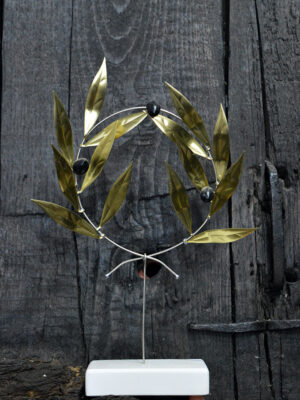 Χειροποίητο κλαδί ελιάς με ορείχαλκο σε σχήμα κλειστού στεφανιού