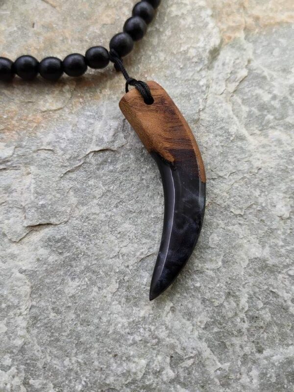 Handmade men's necklace with black resin.