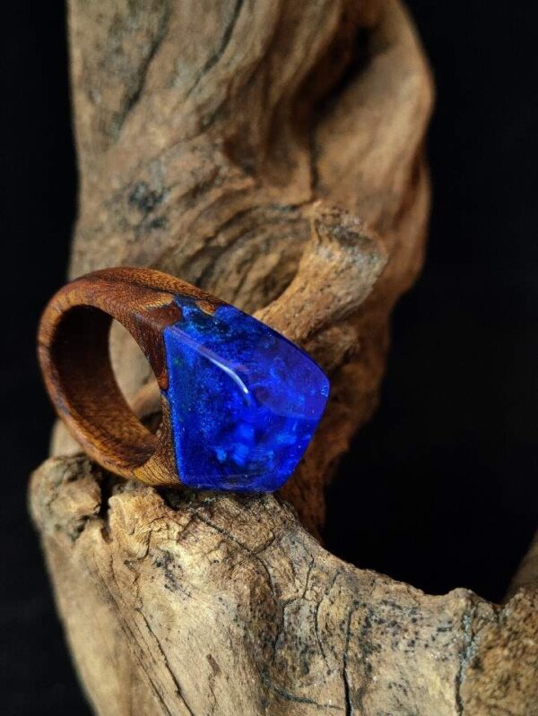 Wood resin ring