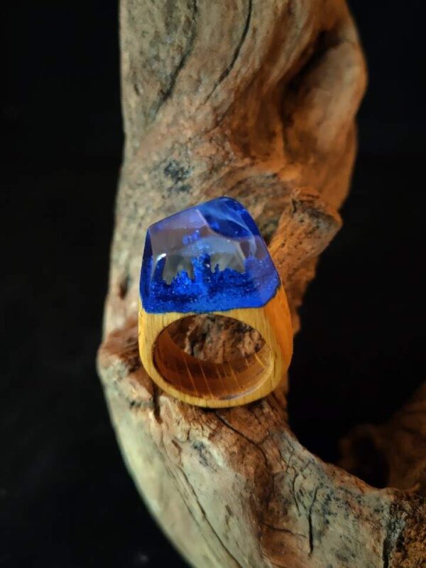 Wood resin ring