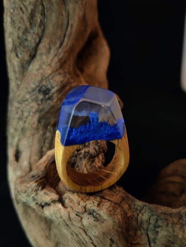 Wood resin ring