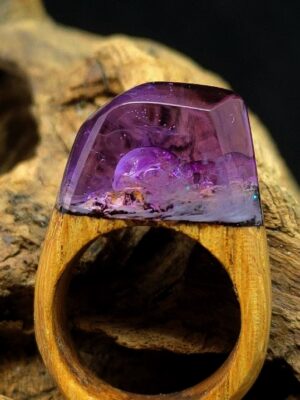 Δαχτυλίδι από ξύλο και υγρό γυαλί