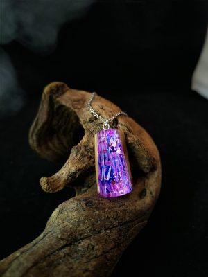 Necklace made of wood and RESIN