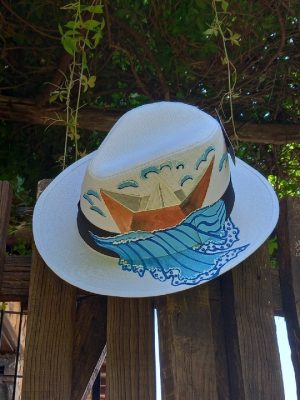Χειροποίητο ψάθινο καπέλο ζωγραφισμένο στο χέρι
